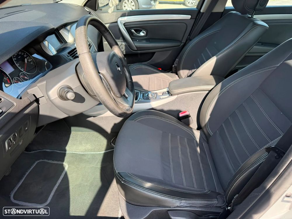 Renault Laguna 1.5 dCi Black Line 109g - 6