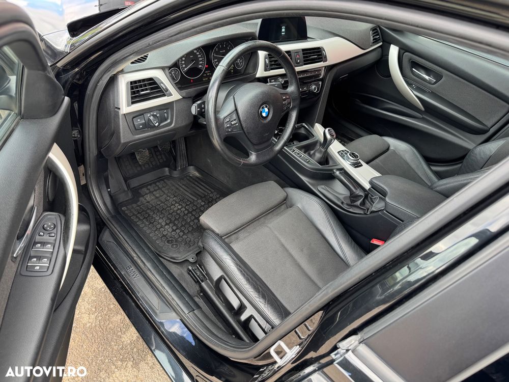 BMW Seria 3 318i Sport Line - 10