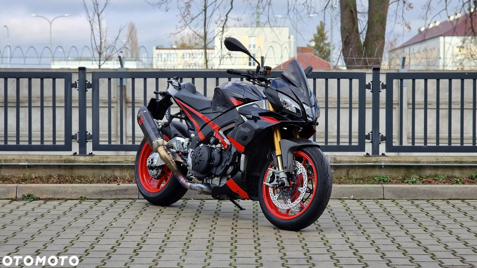 Aprilia Tuono - 2