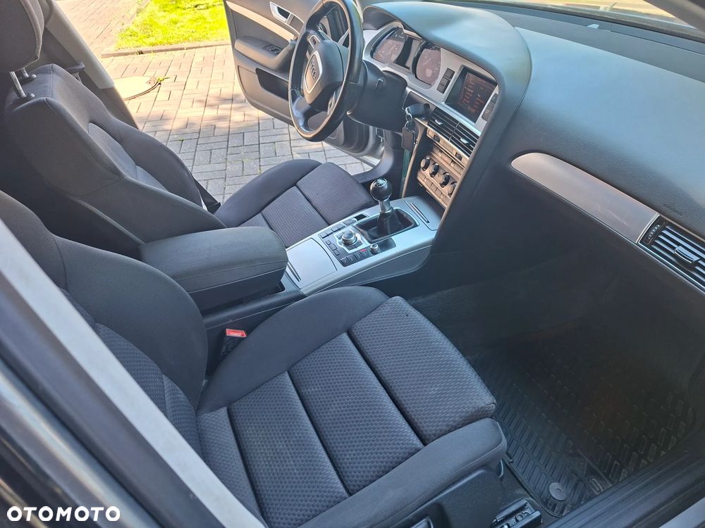 Audi A6 Avant - 15