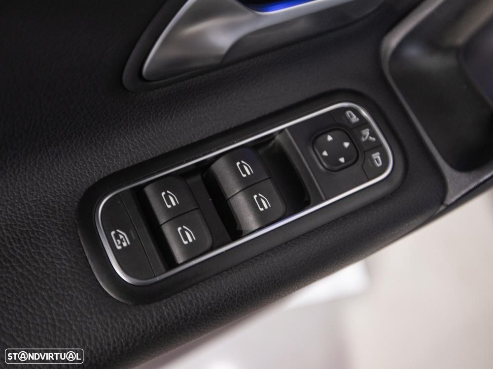 Mercedes-Benz A 250 e 8G-DCT Advanced Progressive - 24