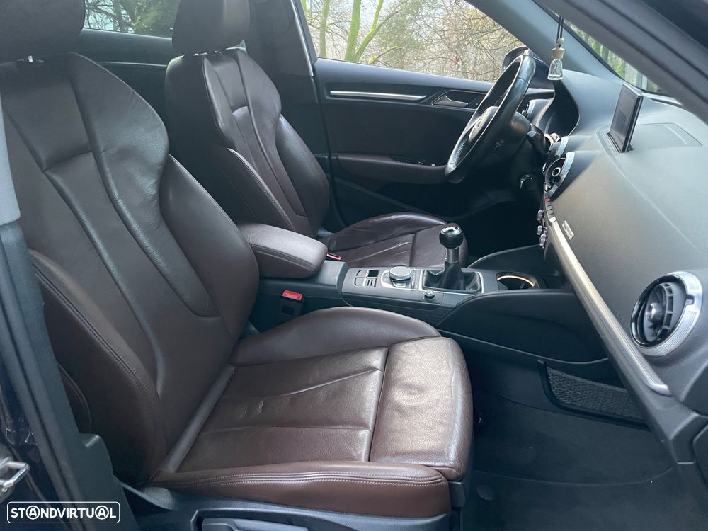 Audi A3 Sportback 1.6 TDI Sport - 19