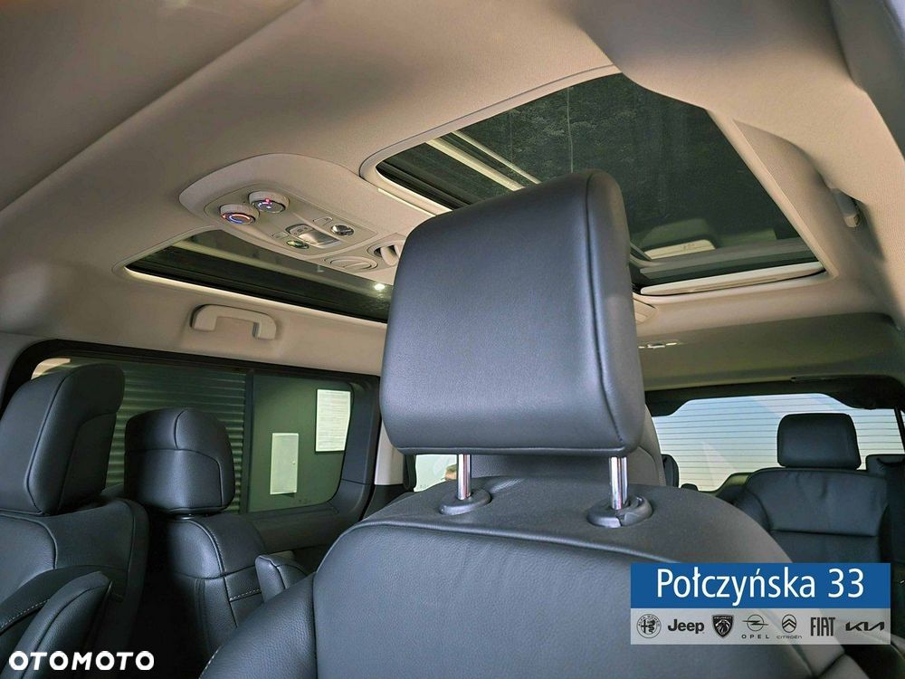 Peugeot Traveller - 15