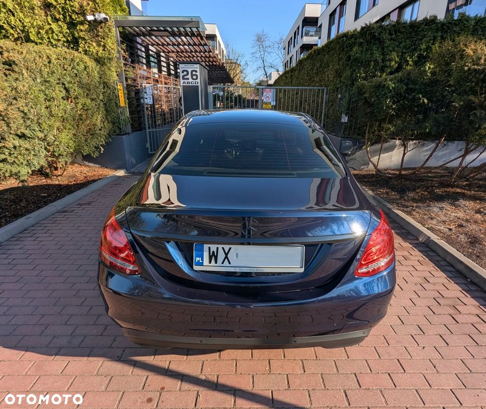 Mercedes-Benz Klasa C 180 CGI BlueEff Classic - 8