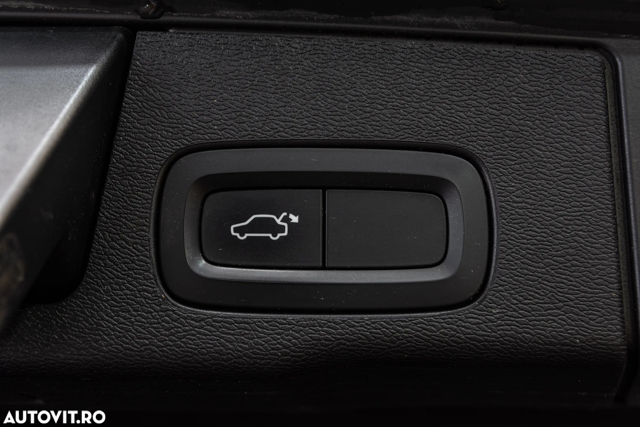 Volvo XC 60 D4 Geartronic Momentum Pro - 16
