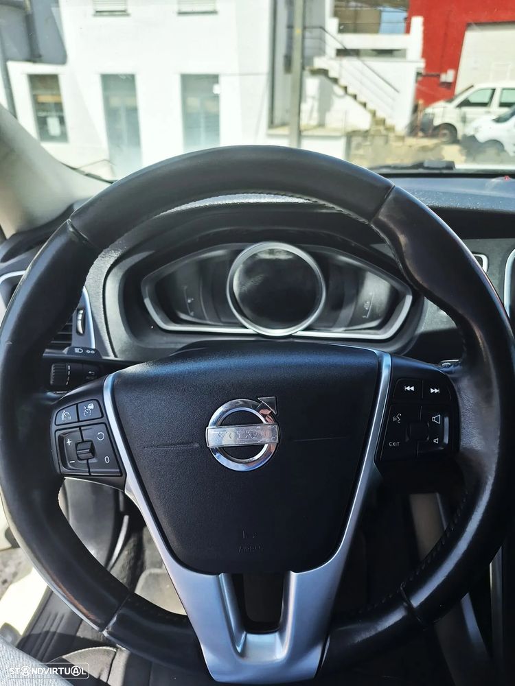 Volvo V40 1.6 D2 Momentum Eco - 8