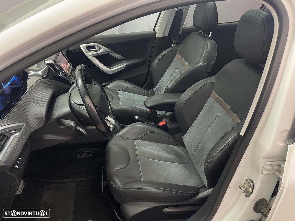 Peugeot 208 PureTech 110 Stop & Start EAT6 Tech Edition - 9