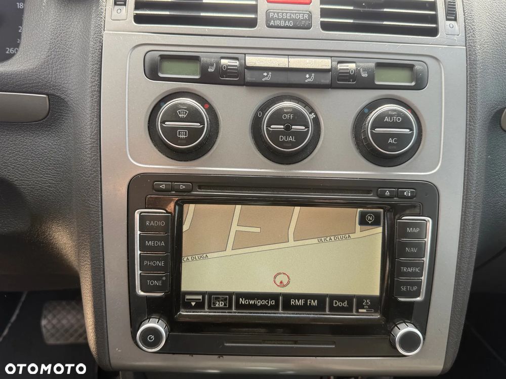 Volkswagen Touran 2.0 TDI DSG United - 20