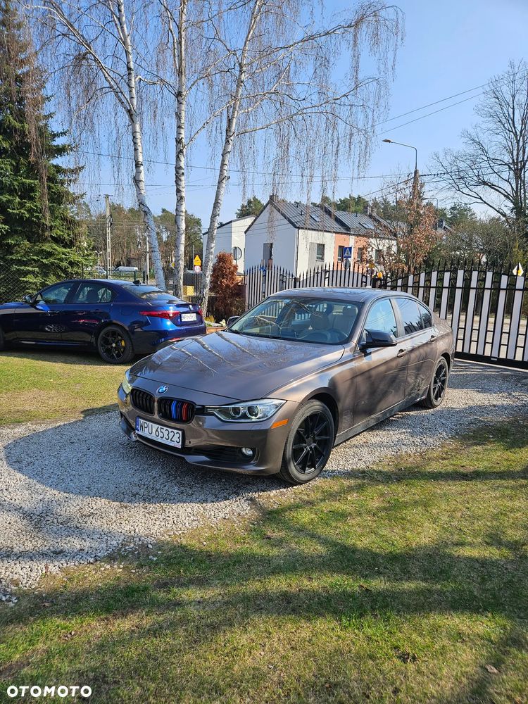 BMW Seria 3 328i xDrive - 2