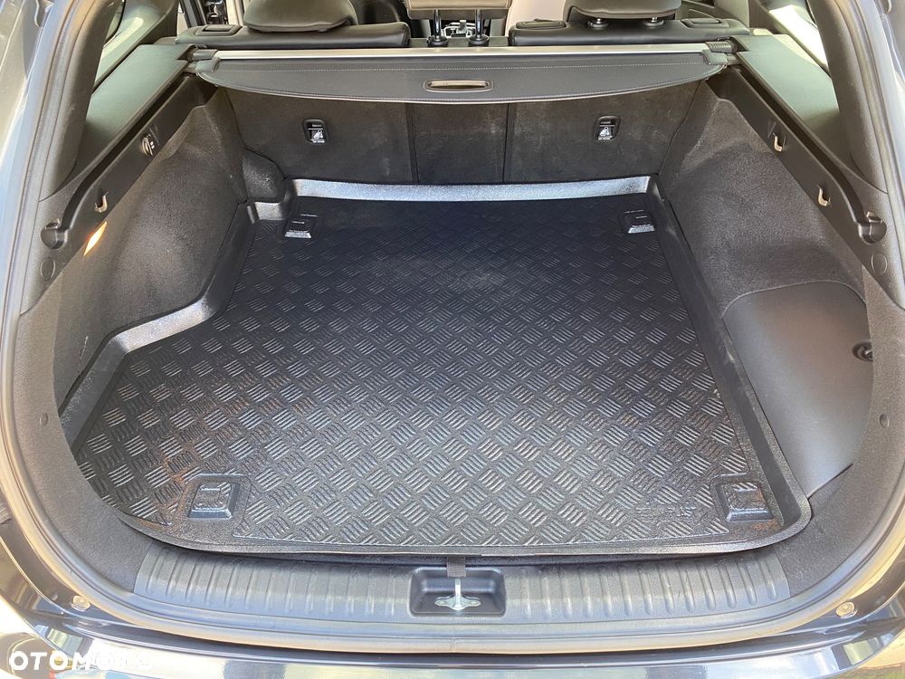 Kia Ceed 1.6 GDI PHEV Business Line DCT - 14