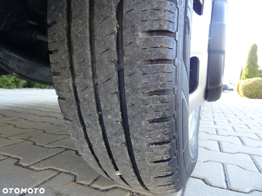 Iveco 35c15 Wywrotka 3-stronna 3,0 HPI Wzmocnione Resory Klima - 21