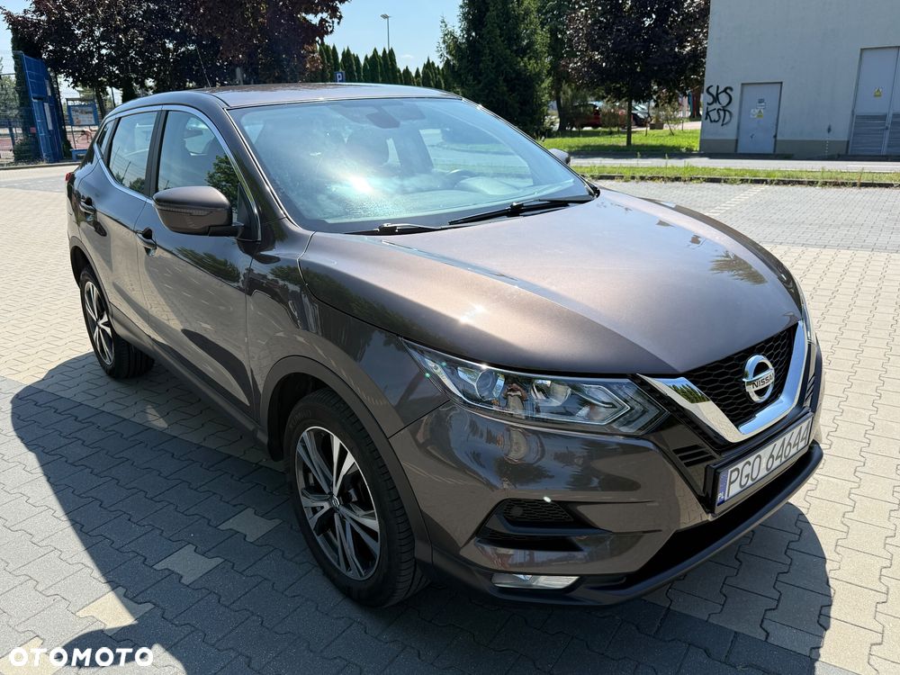 Nissan Qashqai 1.3 DIG-T N-Connecta - 2
