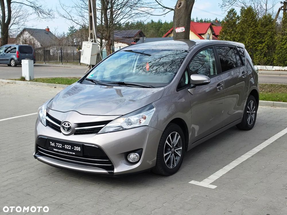 Toyota Verso 1.6 D-4D 5-Sitzer Start/Stop Executive - 2