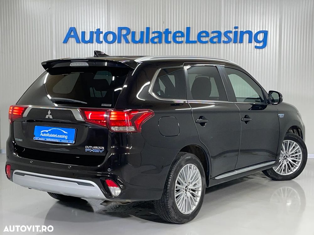 Mitsubishi Outlander 2.4 4WD Plug-In Hybrid Diamant - 3