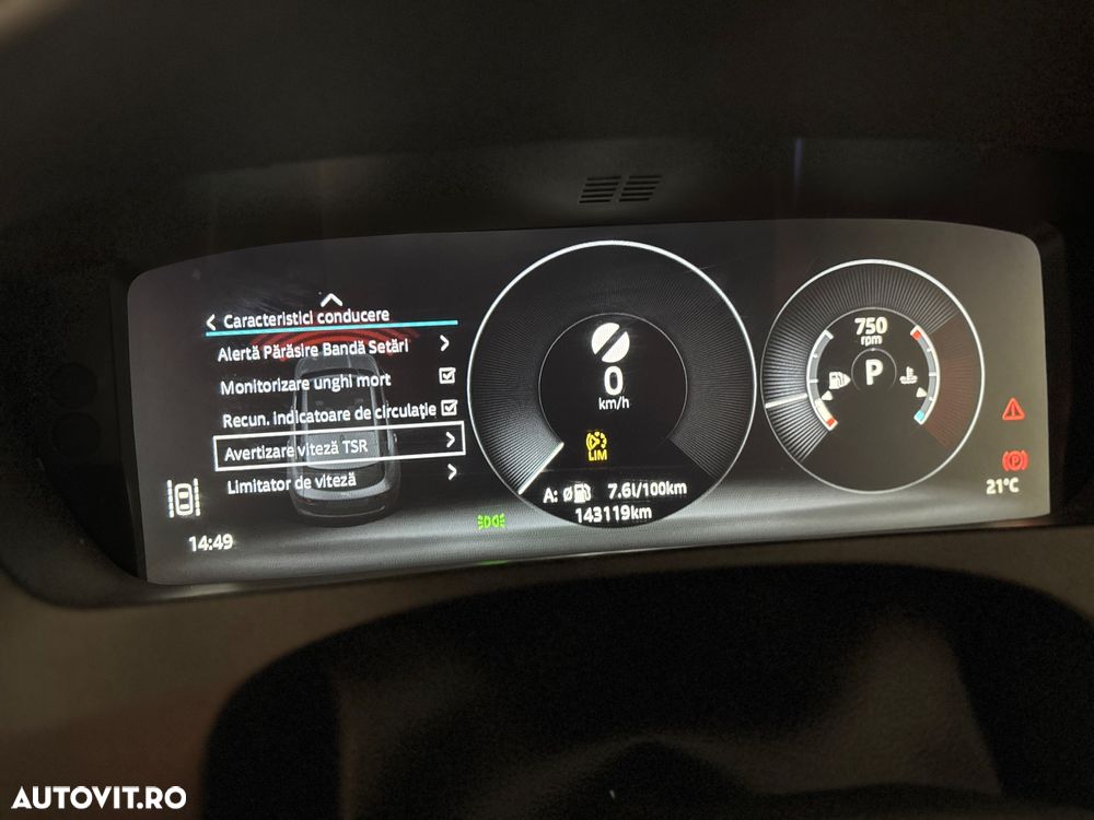 Jaguar F-Pace 20d AWD Portfolio - 31