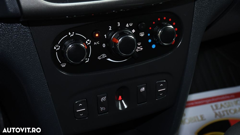 Dacia Sandero Stepway TCe 90 Prestige - 12