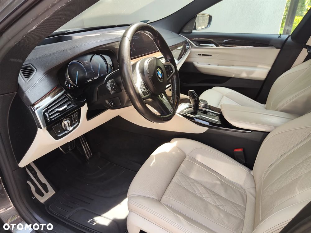 BMW 6GT 640i xDrive M Sport sport - 11