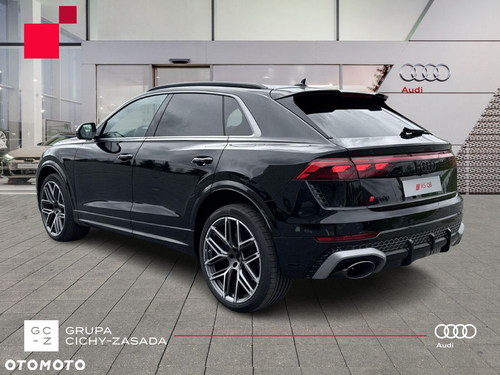 Audi RS Q8 - 3