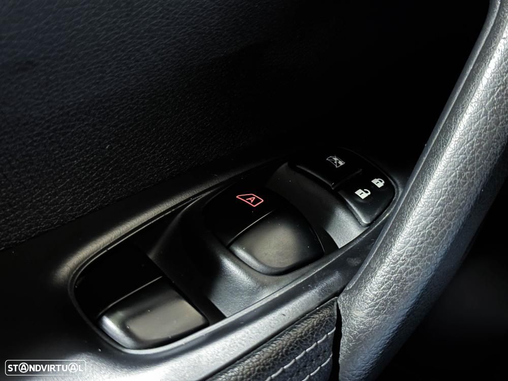Nissan Qashqai 1.5 dCi Tekna Premium - 44