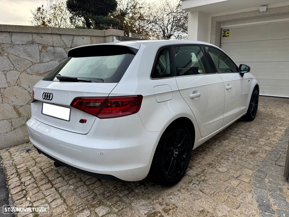 Audi A3 Sportback 1.6 TDI (clean diesel) S line Sport Pack - 2