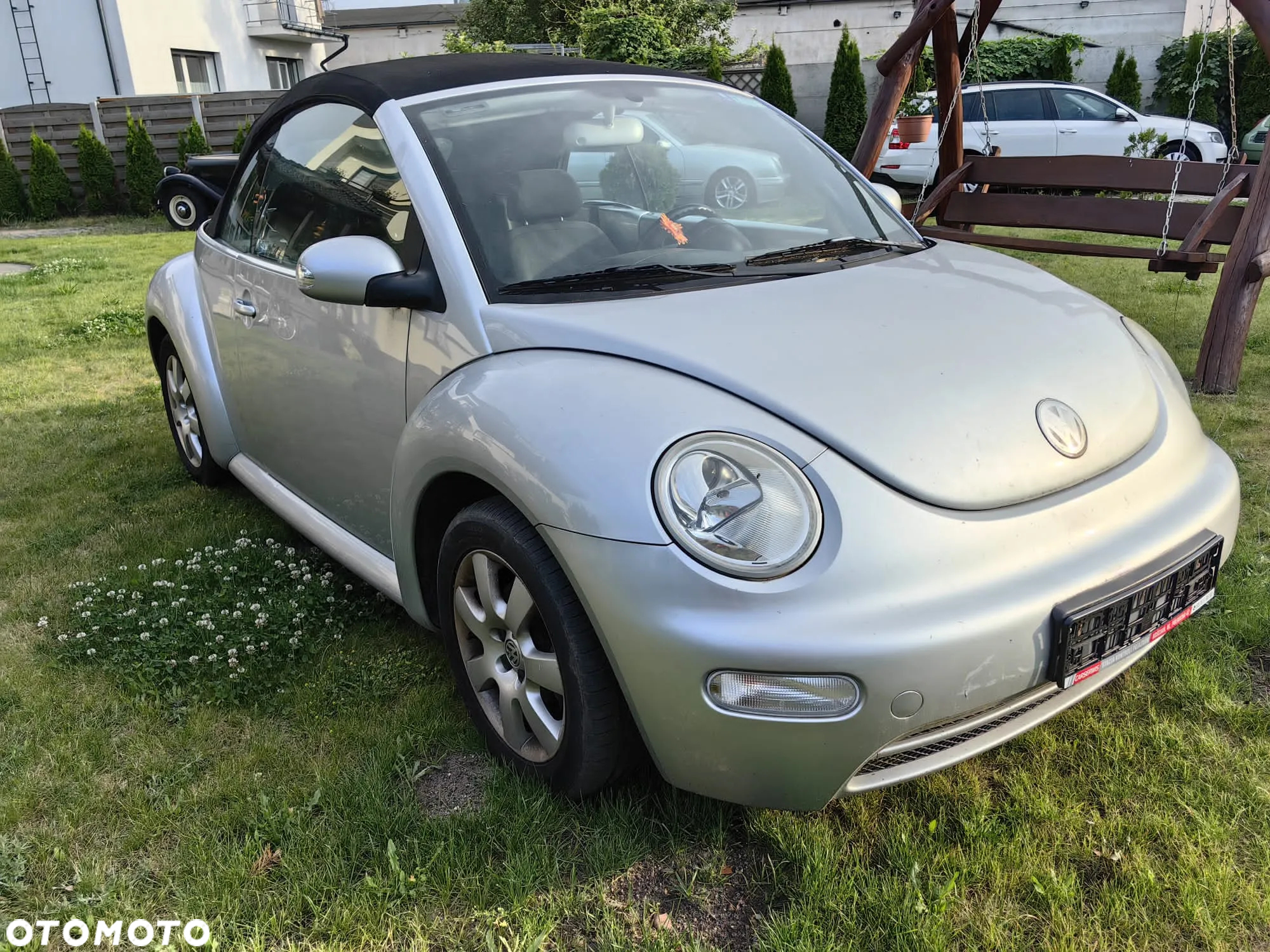 Volkswagen New Beetle - 2