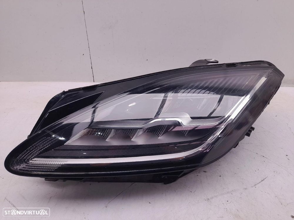 Ótica / farol esquerda JAGUAR E-Pace (X540) - 1