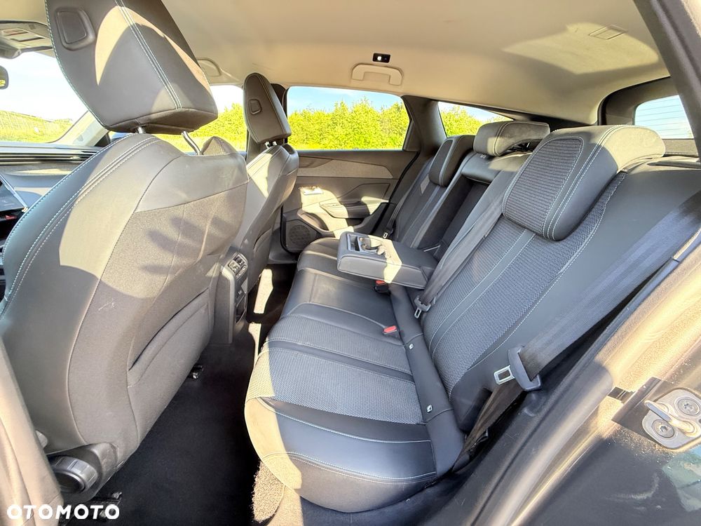 Peugeot 308 PureTech 130 EAT8 Allure - 20