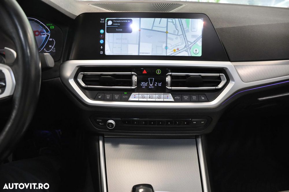 BMW Seria 3 330e Aut. M Sport - 19