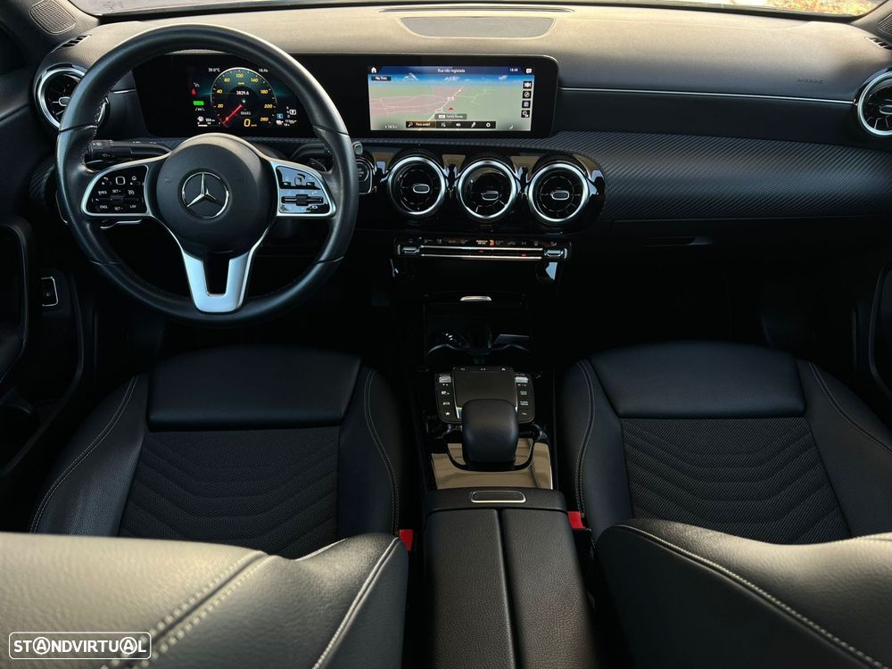 Mercedes-Benz A 250 - 10