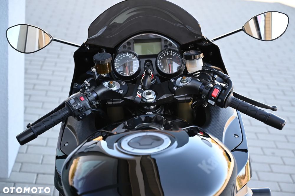 Kawasaki ZZR - 7