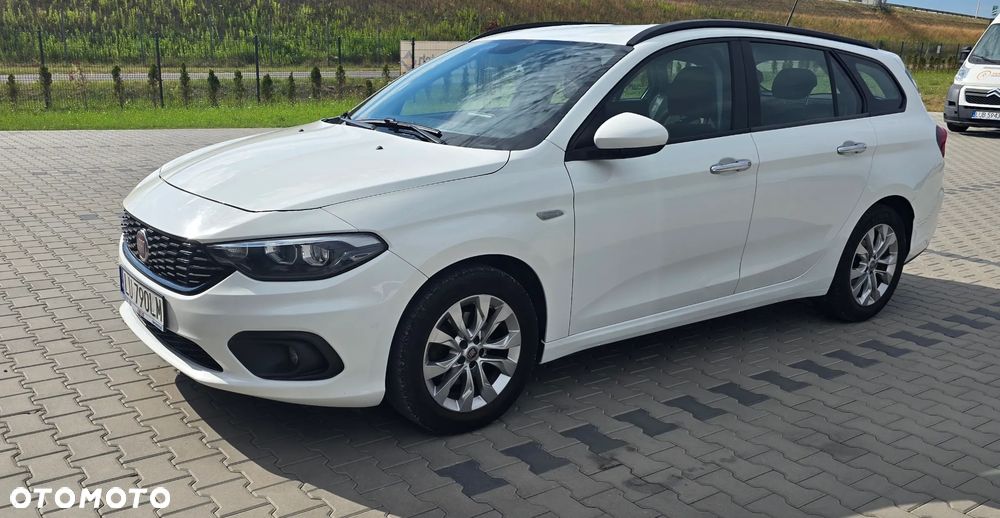 Fiat Tipo 1.4 T-Jet 16v Lounge EU6 - 1