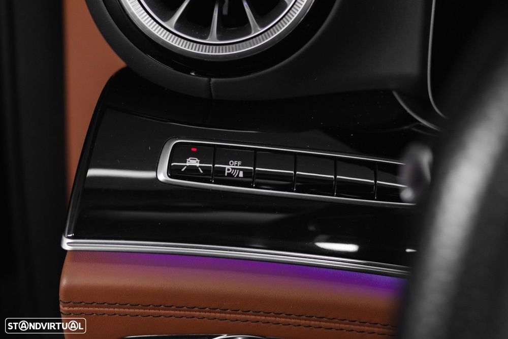 Mercedes-Benz AMG GT 43 4Matic+ - 40