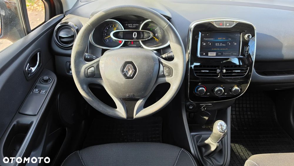 Renault Clio 1.2 16V 75 Experience - 8