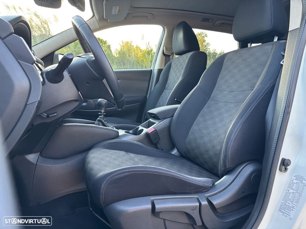 Nissan Qashqai 1.5 dCi N-Connecta 18 RS+PS - 5