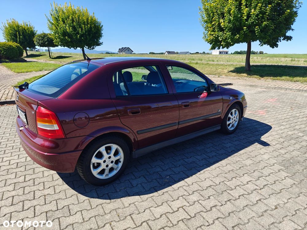 Opel Astra - 9