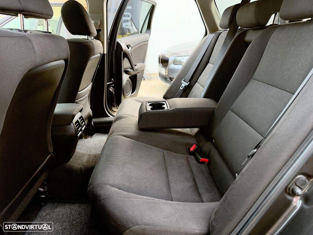 Honda Accord Tourer 2.2 i-DTEC Elegance - 48
