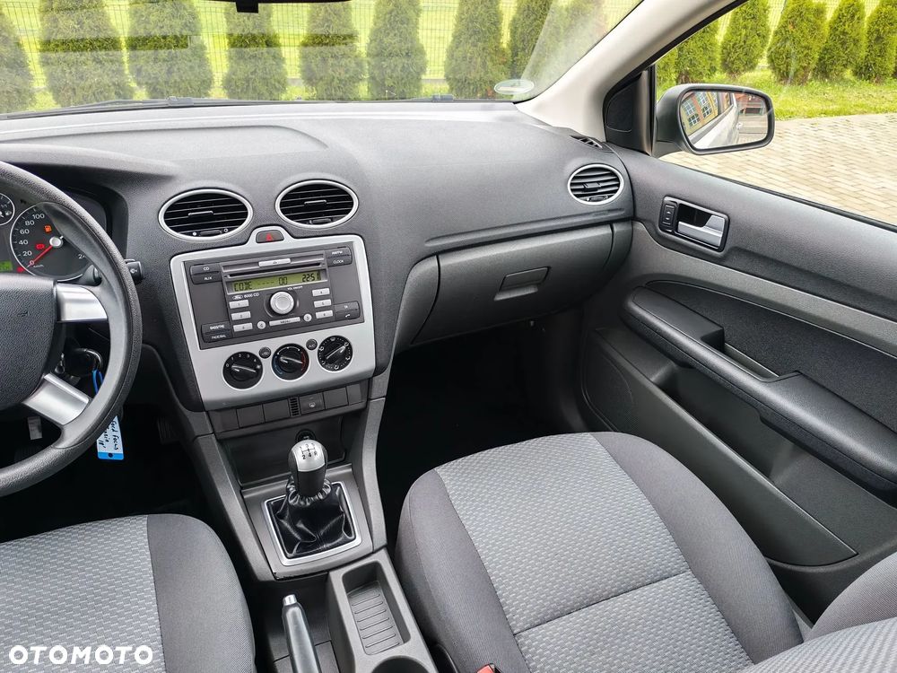 Ford Focus - 12