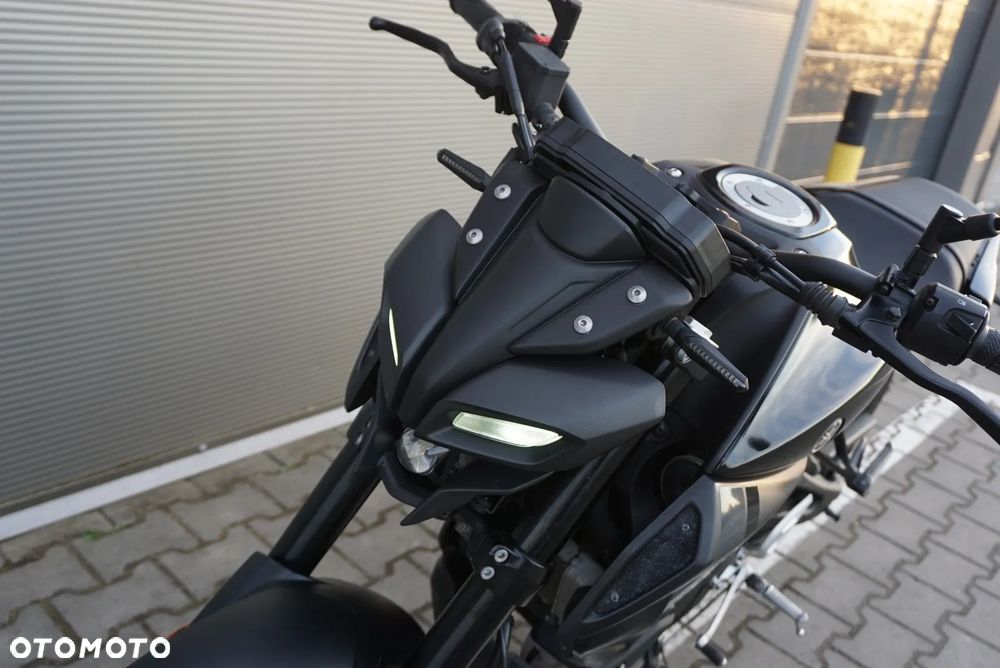 Yamaha MT - 15