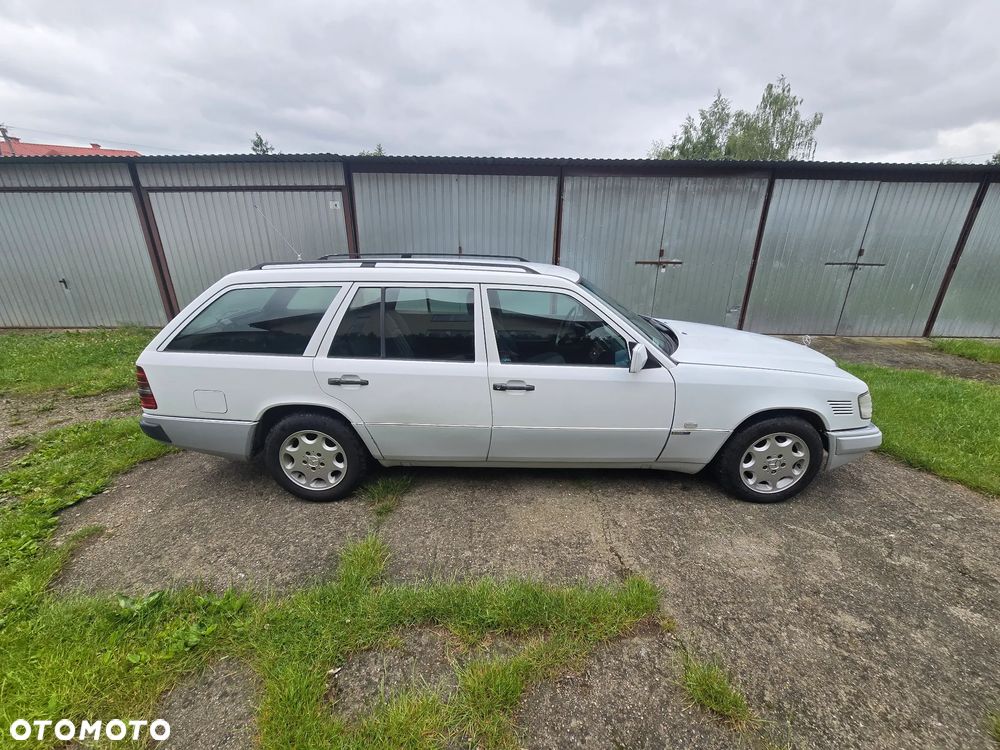 Mercedes-Benz W124 (1984-1993) - 4