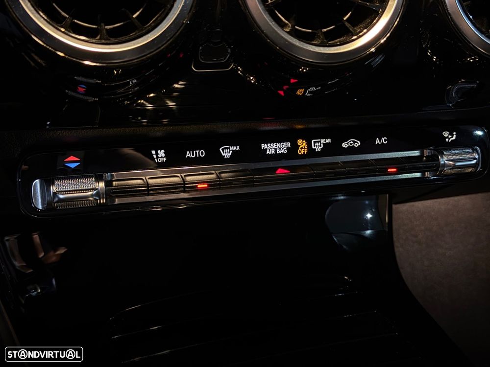 Mercedes-Benz A 180 d AMG Line Aut. - 31