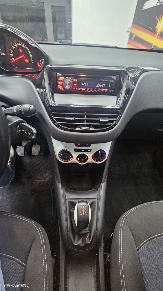 Peugeot 208 PureTech 68 Like - 15