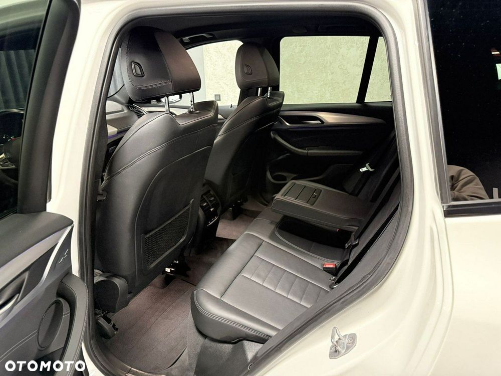 BMW X3 xDrive20i M Sport Edition - 25