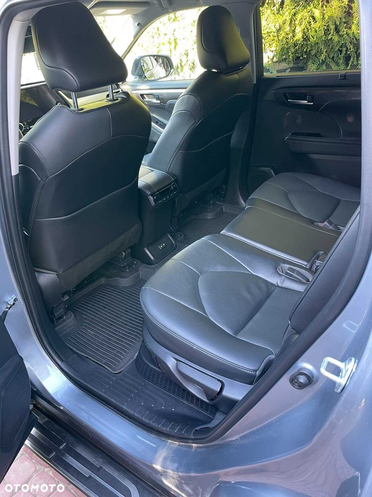Toyota Highlander - 6
