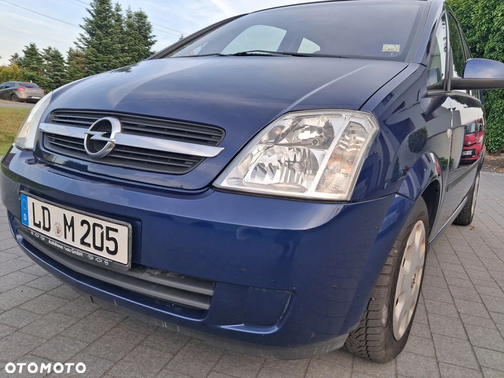 Opel Meriva 1.6 16V (Essentia) - 18