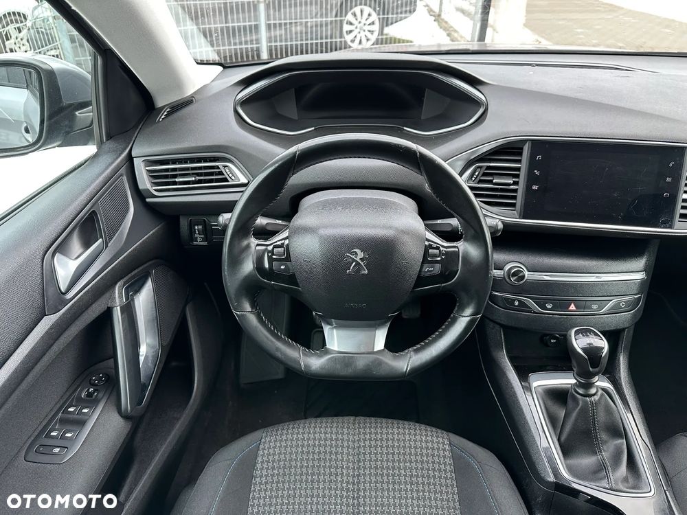 Peugeot 308 PureTech 110 Stop & Start Style - 22