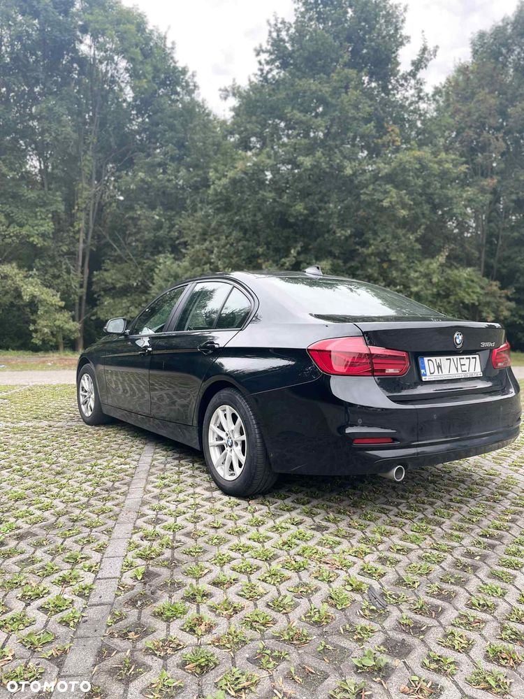 BMW Seria 3 318d Sport Line Shadow - 3