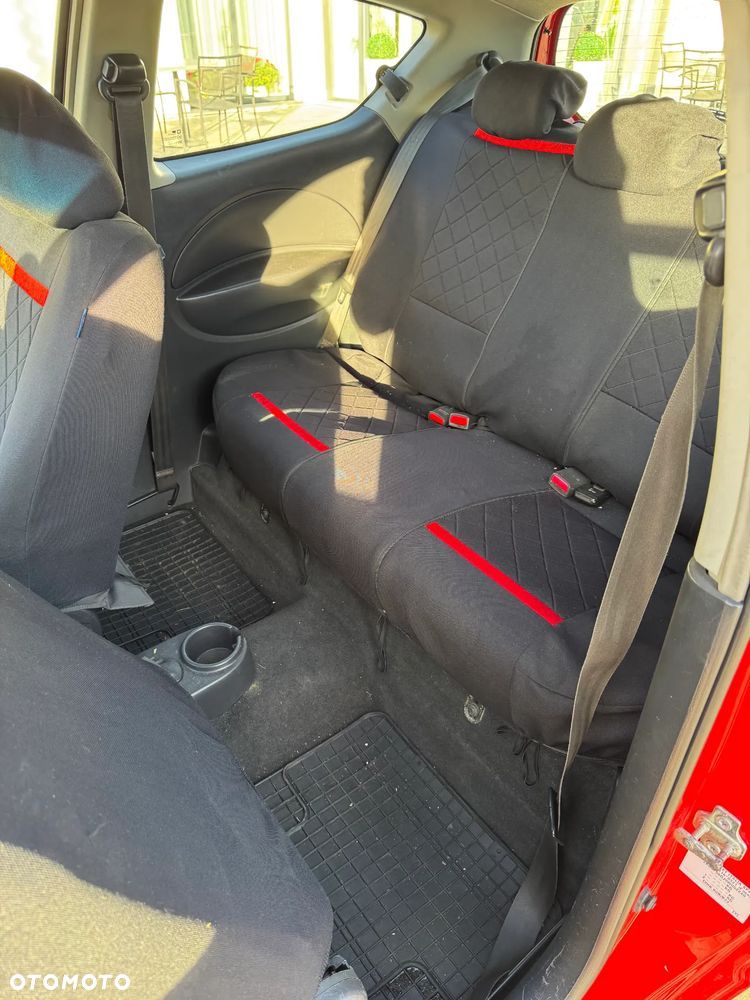 Chevrolet Aveo 1.2 16V Base - 10
