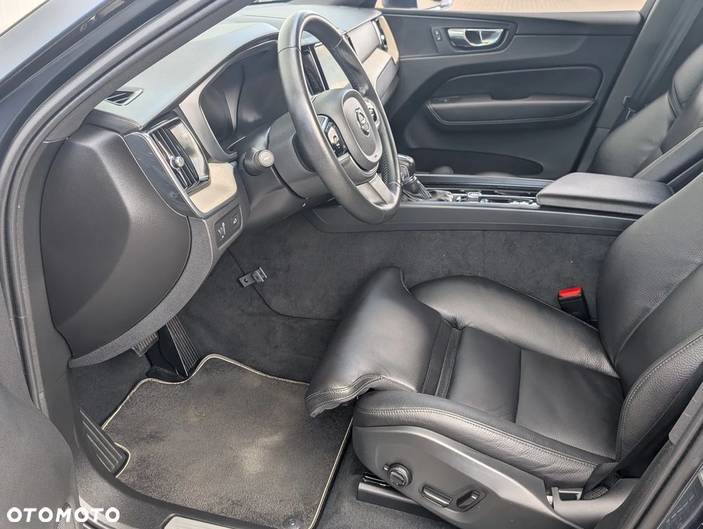 Volvo XC 60 - 20