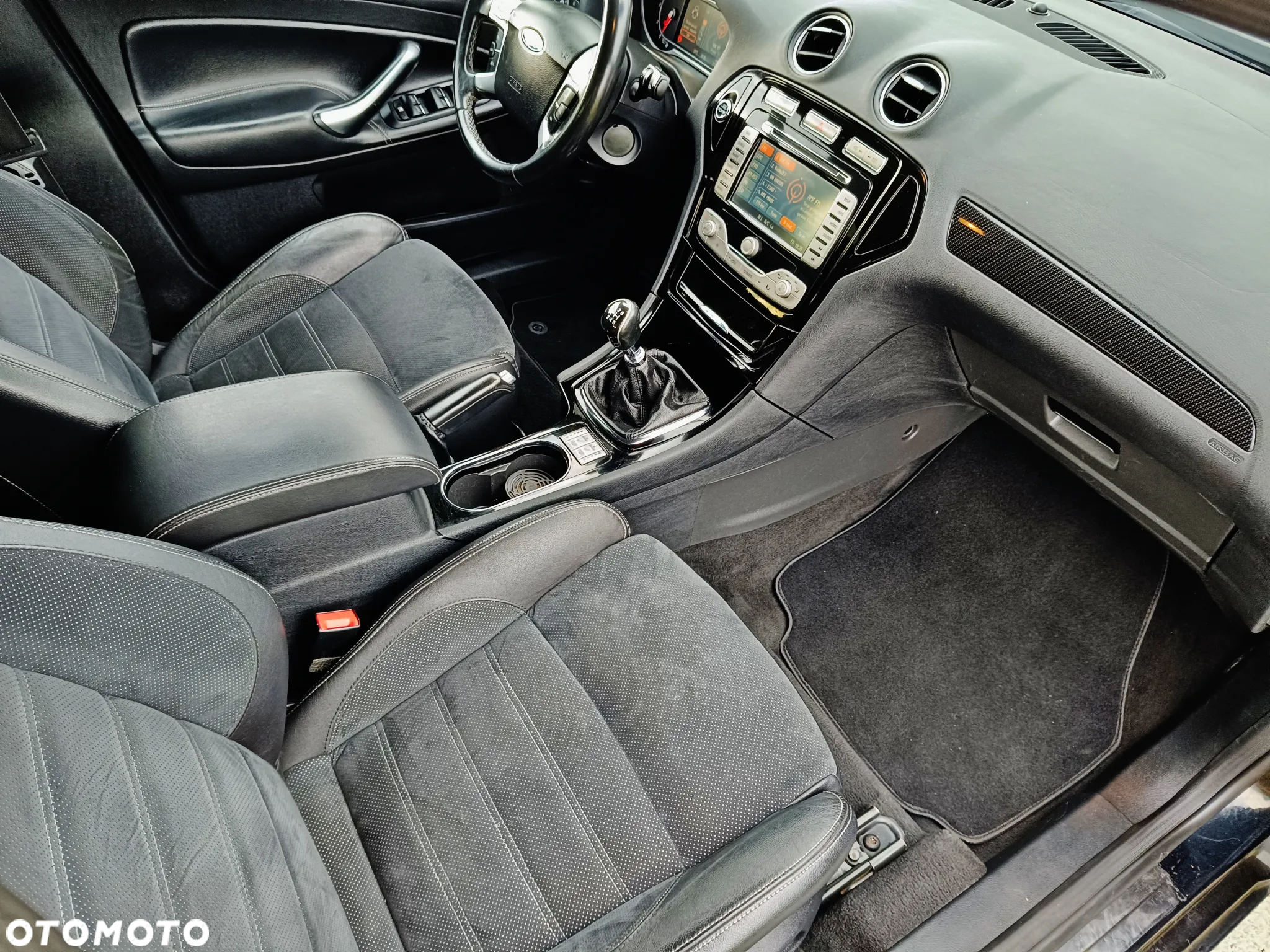 Ford Mondeo Turnier 2.0 TDCi Titanium X - 13