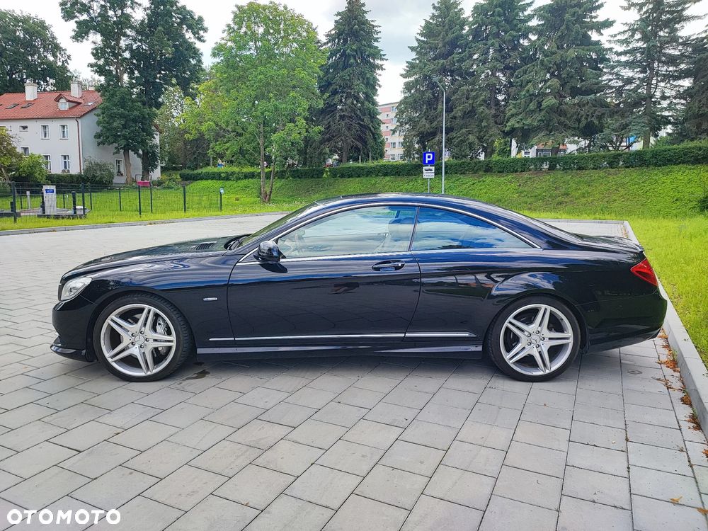 Mercedes-Benz CL 500 4-Matic BlueEff - 2